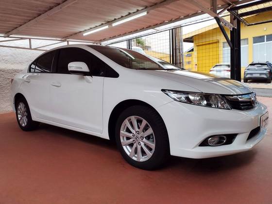 HONDA CIVIC 2.0 LXR 16V FLEX 4P AUTOMÁTICO HONDA CIVIC 2.0 LXR 16V FLEX 4P AUTOMÁTICO